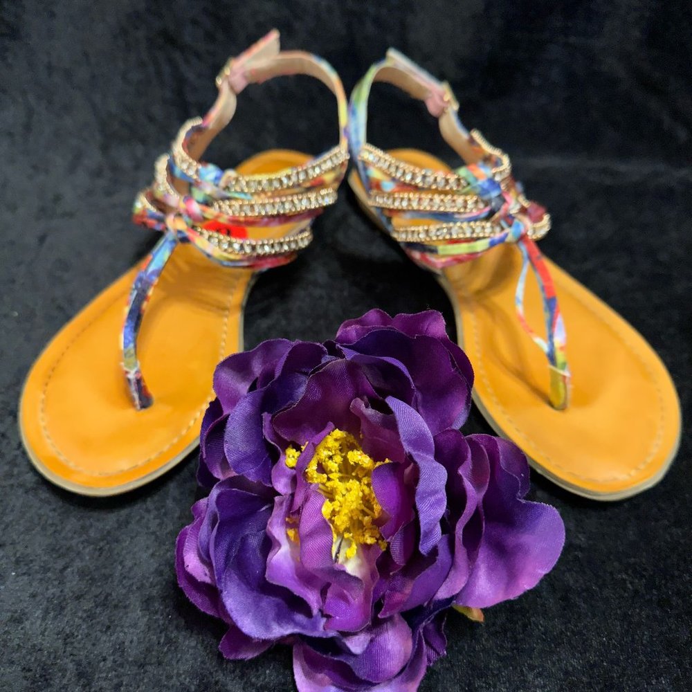 Zigi soho Colorful Fabric and Rhinestone Jewels Thong Sandals Size 6